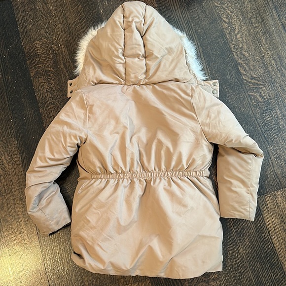 Girls winter coat - Picture 4 of 4